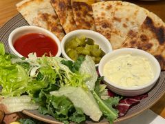 鸭肉饼配色拉-Money Shops(愚园路店)