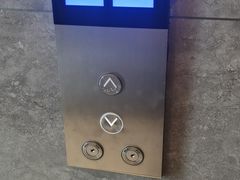 -Helens海伦司小酒馆(王家湾人信汇店)