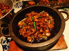 酱爆石锅蛙-绿茶餐厅(王府井永宁门店)