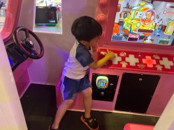 -卡通尼乐园(重庆南坪协信星光店)
