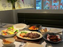 -春树下·树屋花房西餐厅(罍街AS1980店)