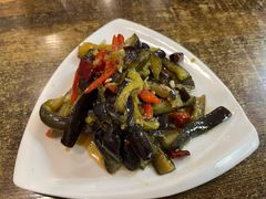 -老钟家烤羊排·敦伊阁清真餐厅胡羊焖饼