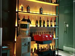 -顽啤熊·酒客酒馆(苏城夜景必选店)