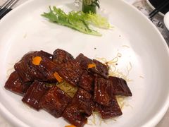 炭烤松板肉-独一处·物新集市(红谷滩店)