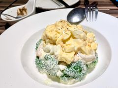 虾仁和西兰花色拉-BomBa意大利餐厅