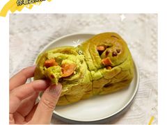 -沁屋面包店(人民东路店)