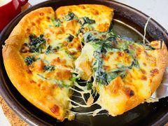 奶油菠菜鸡肉披萨-必胜客(海滨店)