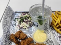 -TRIPS BURGER(大钟寺店)