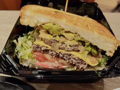 圣塔芭芭拉经典牛肉特堡-The Habit Burger Grill 哈比特汉堡(爱琴海店)
