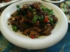 -丝路天山酒店(国际大巴扎店)