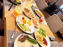 -齐河孔雀王温泉酒店·金孔雀自助百汇