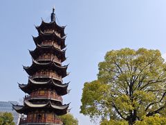 -龙华寺