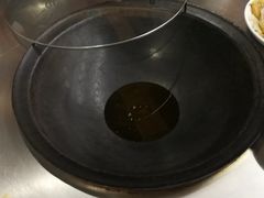 -屯老二农家铁锅炖·行业领军者(梅江店)