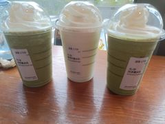 -星巴克(真如星光耀广场店)