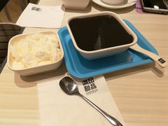 -满记甜品(日月光二店)