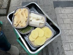 -小饕荟雅安贡椒鱼鲜馆(广福桥店)