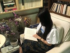-斯多格书乡(北京大学畅春园店)
