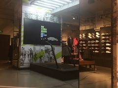 -NIKE品牌体验店(南京东路店)