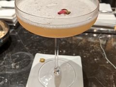 -龙虾酒吧扒房(宁波香格里拉店)
