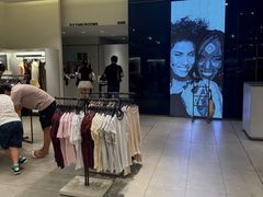 -ZARA(凯德乐峰广场店)