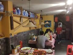 -思博半步颠小酒馆(梦时代店)