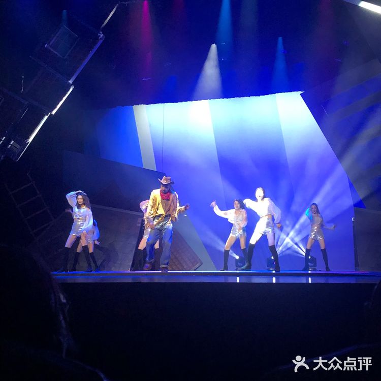 了不起的爹地