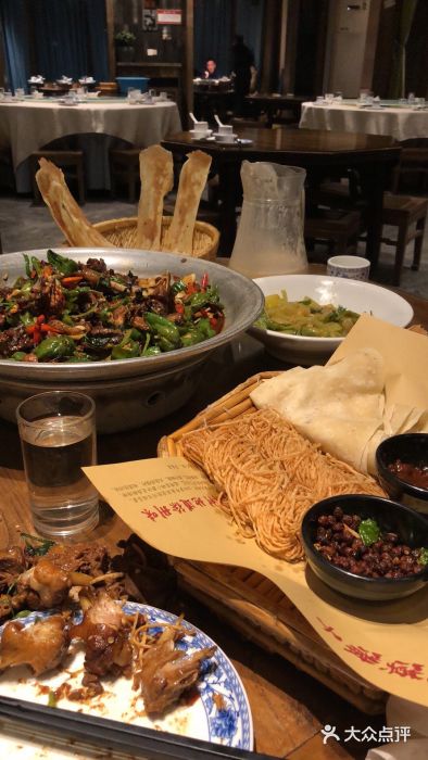 大张烙馍村(绿地店)烙馍卷馓子图片