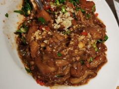 -关东小磨东北菜(漕河泾印象城店)