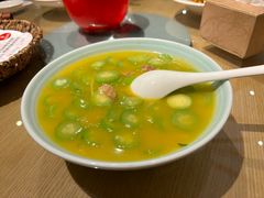 浓汤煮丝瓜-渝信川菜 · 川味家常菜(财富购物中心店)
