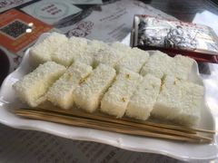 -周大娘牛乳(旧寨古村总店)