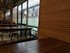 靠窗位-孙阿姨上海小吃·本帮小厨(隆昌路店)