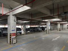 -上汽大众汽车有限公司三厂-地面停车场