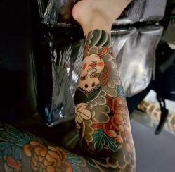 -刺客纹画纹身·洗纹身·穿孔饰品