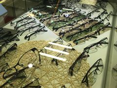 -三叶眼镜城(八佰伴店)