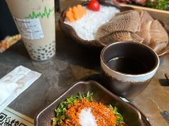 -湊湊火锅·茶憩(杭州湖滨银泰in77店)