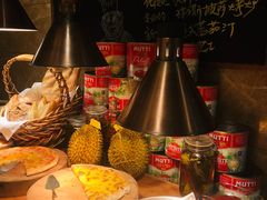 -松山湖凯悦酒店·Café自助餐厅·周末火舞秀表演
