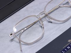 -目艮眼镜SHOWROOM(品牌集合店)