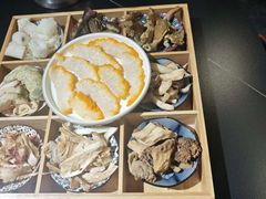 -野菌皇海景野生菌火锅(滨海大道店)