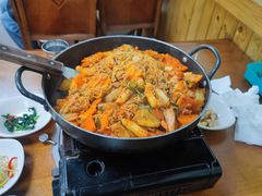 -亲昵春川鸡排(韩国美食街店)