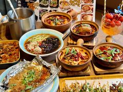 -街角等你.大连海鲜烧烤.经典铁板海鲜串(西安路店)