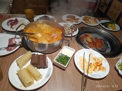 -千滋百味自助烤肉火锅(东门町店)