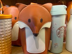 -星巴克臻选(华堂·新辰汇店)