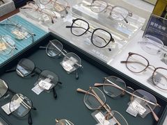 -视野联行眼镜·蔡司·尼康战略合作店(城西银泰店)
