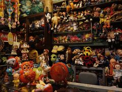 -席娜卡琳火车铁道夜市