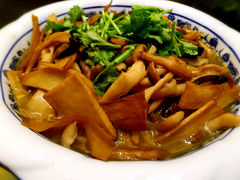 -鲁班小馆(政四街店)