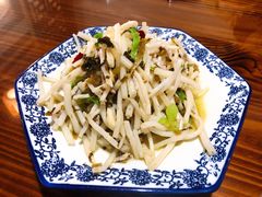 太湖芦苇根炒肉丝-呼吸森林·生态农庄农家乐私房菜