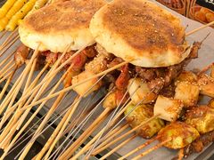 -卞二小串·鹤岗烧烤·坑烤(永定路店)