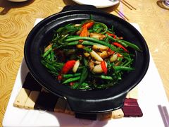 肉丝扁豆-阿三鱼头泡饼·家常菜