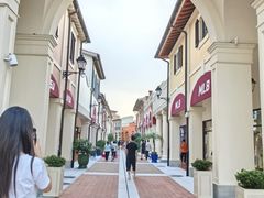 -佛罗伦萨小镇广佛名品奥特莱斯(疏港路店)