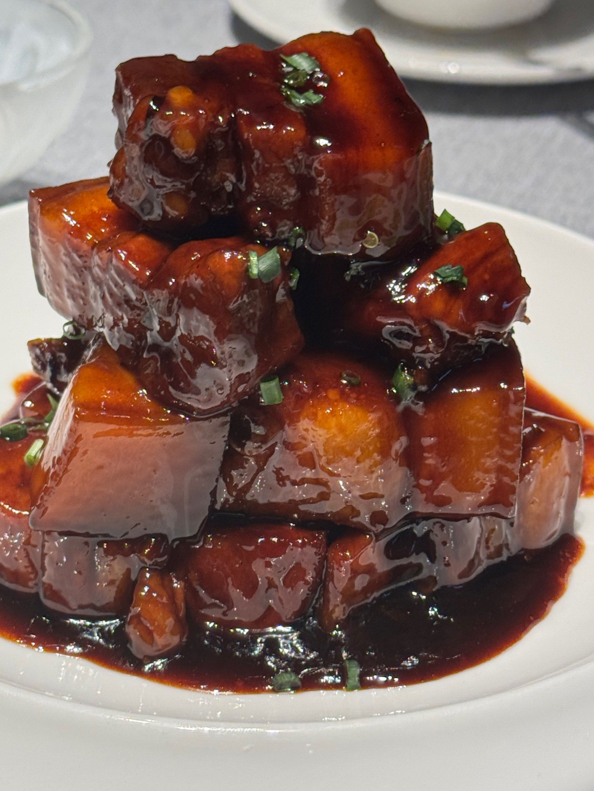 一口酥烂红烧肉的幸福